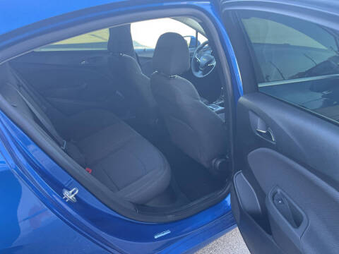 2017 Chevrolet Cruze LT Auto