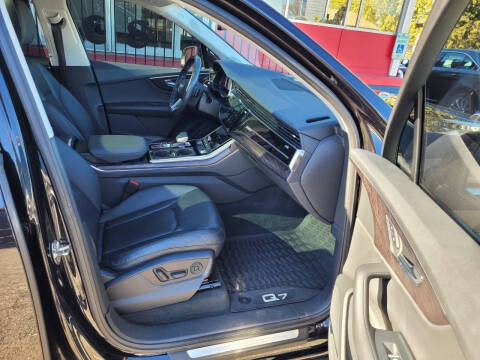 2020 Audi Q7 quattro Premium Plus 55 TFSI