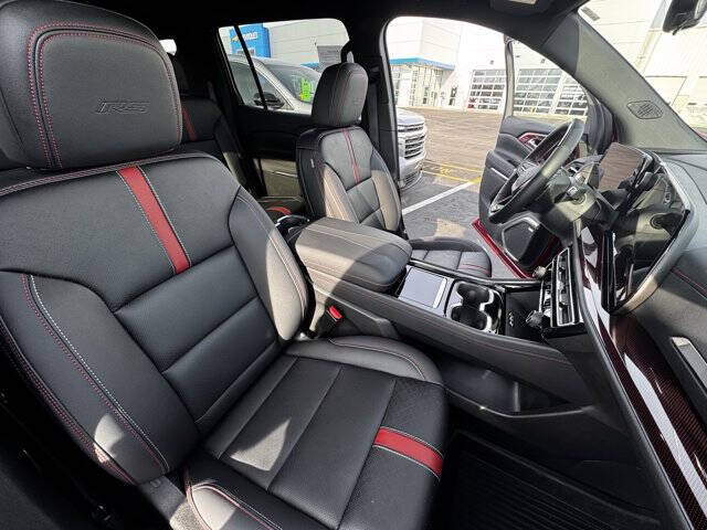 2025 Chevrolet Traverse RS