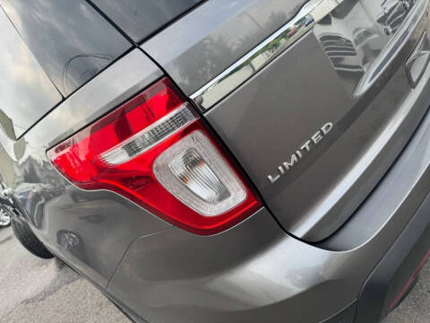 2011 Ford Explorer Limited