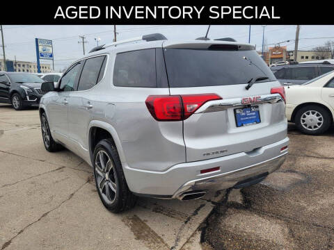 2017 GMC Acadia Denali