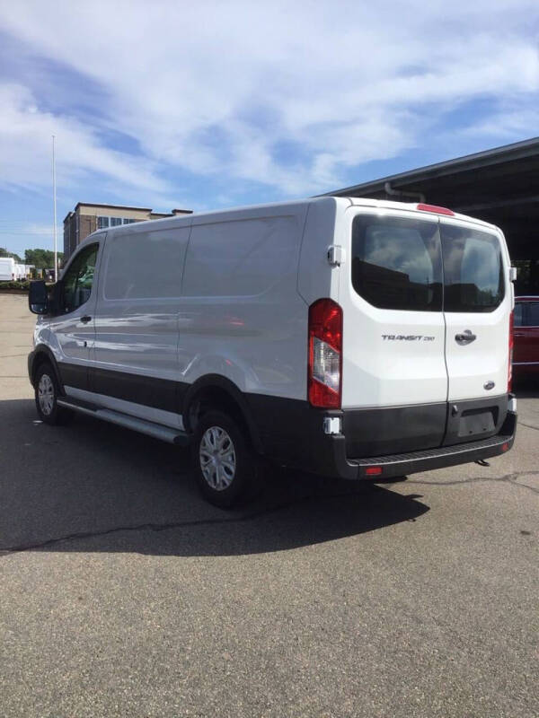 2025 Ford Transit