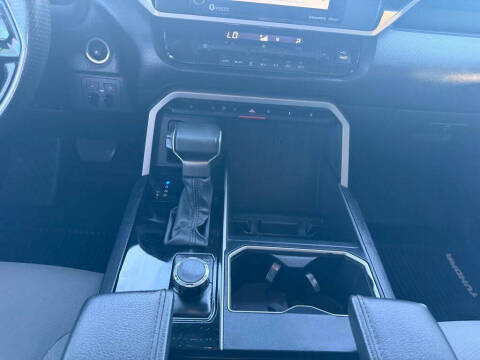 2022 Toyota Tundra SR5