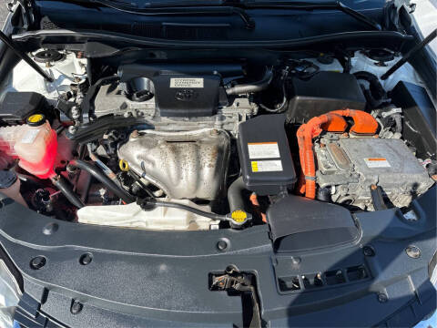 2015 Toyota Camry Hybrid LE