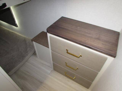 2025 Forest River F320 VIEW