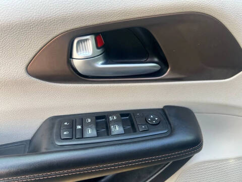 2017 Chrysler Pacifica Touring