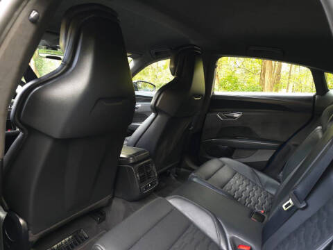 2022 Audi RS e-tron GT quattro