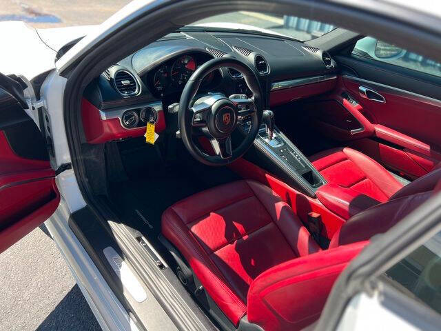 2019 Porsche 718 Cayman