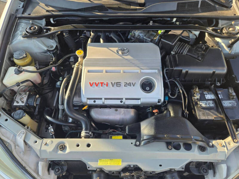 2003 Toyota Camry SE V6