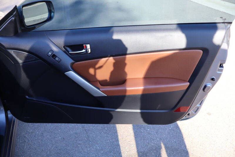 2010 Hyundai Genesis Coupe