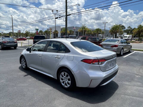 2022 Toyota Corolla LE