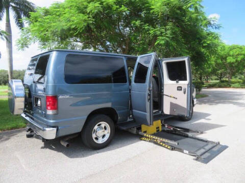 2013 Ford E-Series E-150 XLT