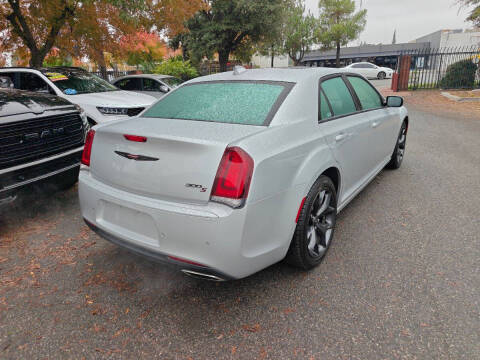 2023 Chrysler 300 S V6