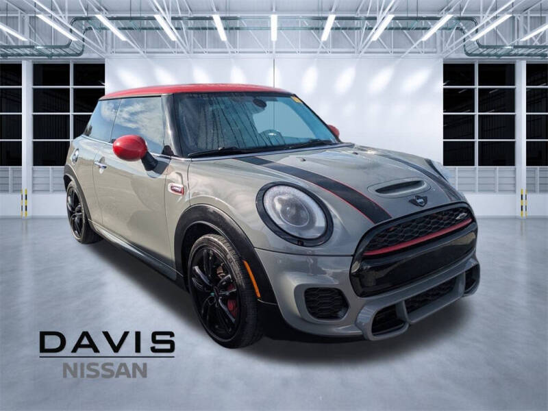 2017 MINI Hardtop 2 Door John Cooper Works