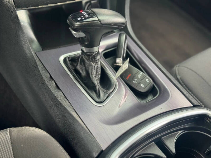 2018 Dodge Charger SXT