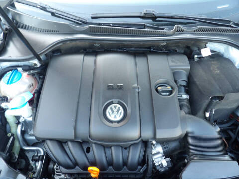 2011 Volkswagen Golf 2.5L PZEV