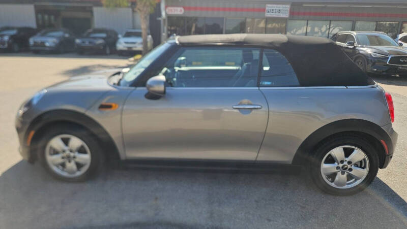 2019 MINI Convertible Cooper