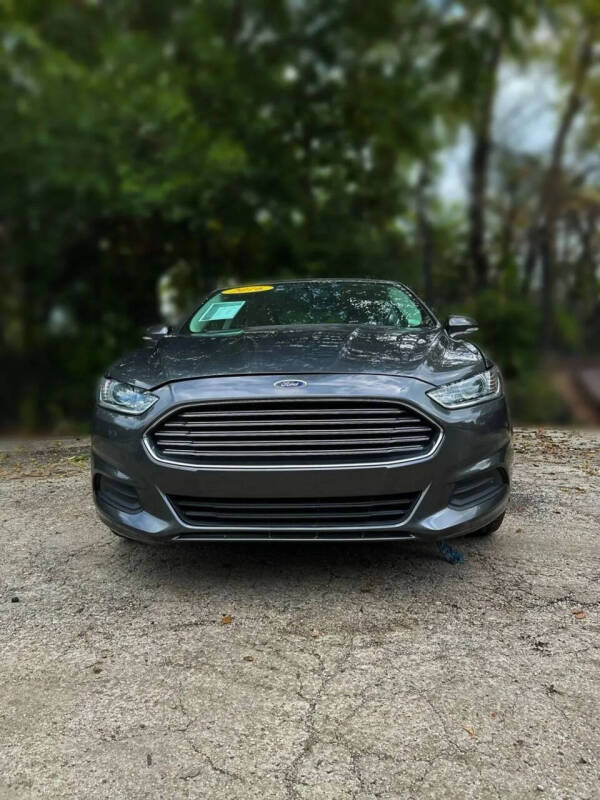 2016 Ford Fusion SE
