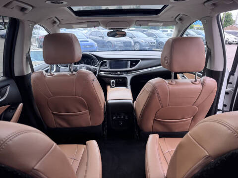 2020 Buick Enclave Essence