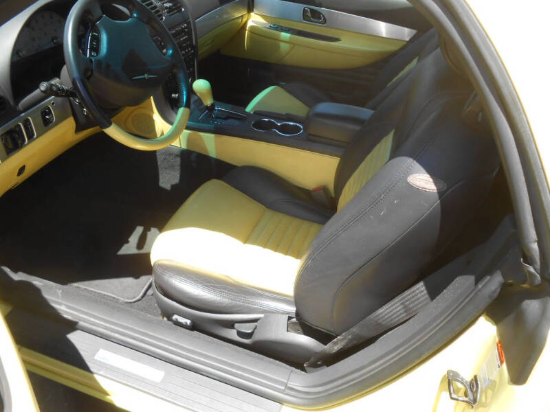 2002 Ford Thunderbird Deluxe