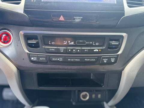 2017 Honda Pilot EX