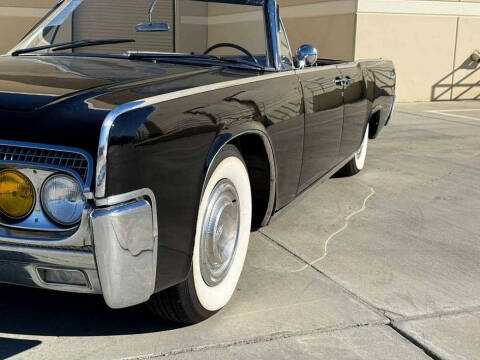 1961 Lincoln Continental