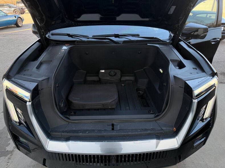 2025 GMC Sierra EV Denali