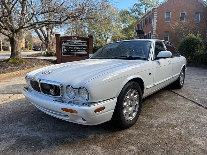 2000 Jaguar XJ Series XJ8's photo