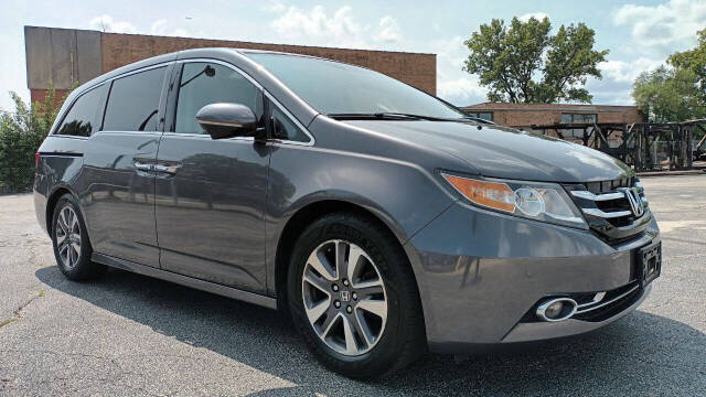 2014 Honda Odyssey for sale at Ideal Cars LLC in Skokie, IL