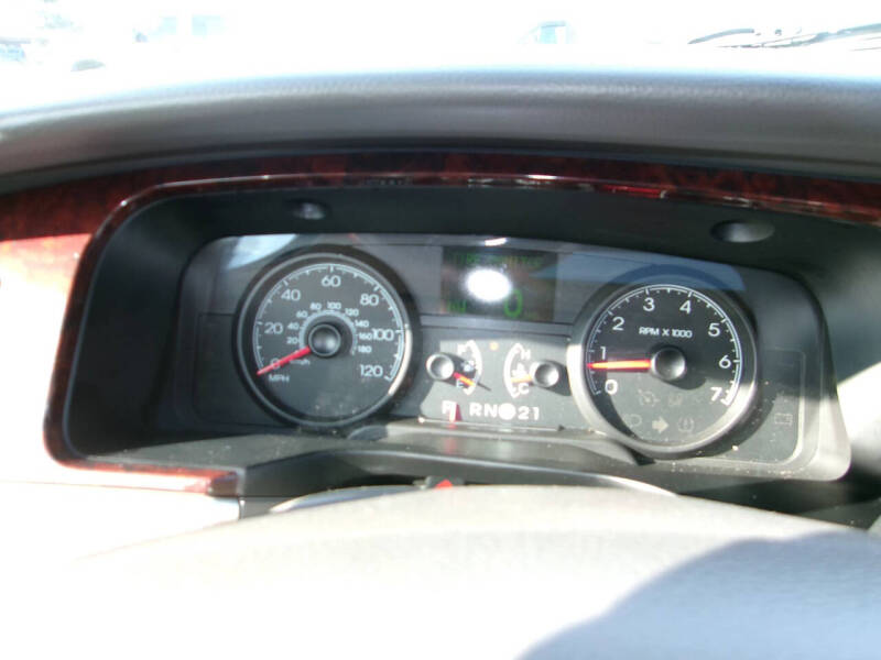 2007 Lincoln Town Car Signature Limited