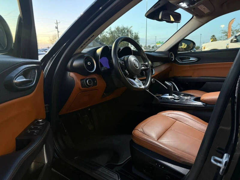 2017 Alfa Romeo Giulia Ti