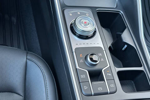 2025 Kia Sorento Hybrid EX