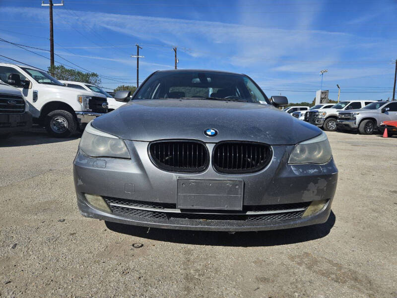 2009 BMW 5 Series 528i photo 9