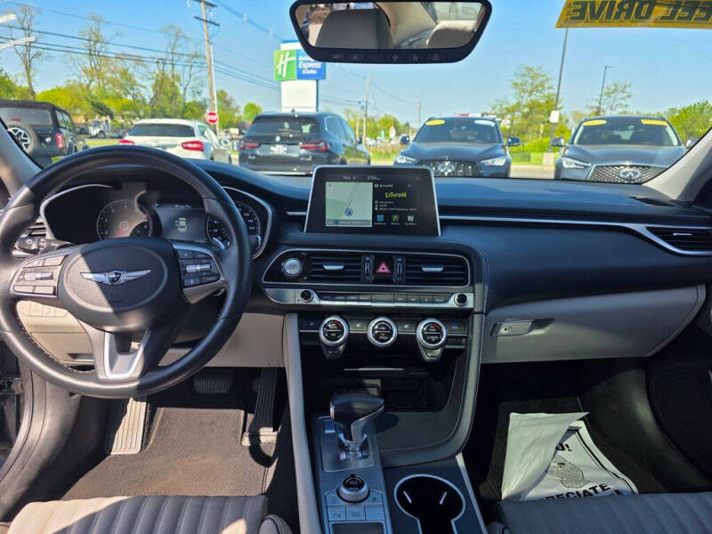 2021 Genesis G70