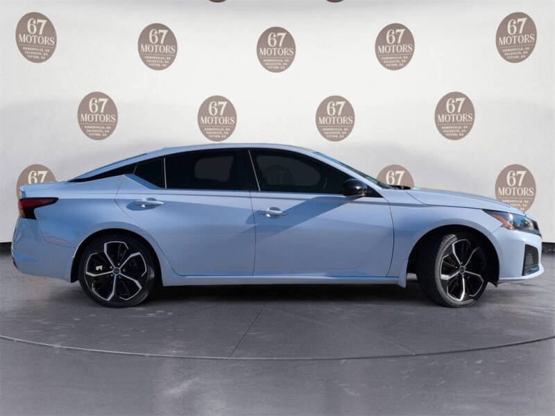 2023 Nissan Altima 2.5 SR