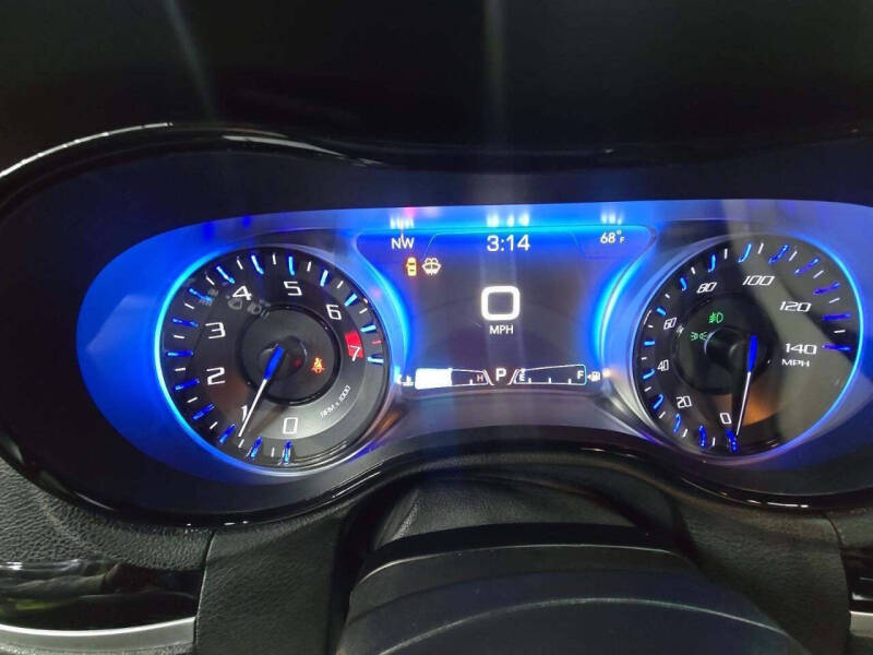 2017 Chrysler 300 S