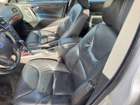 2007 Volvo V70 2.4