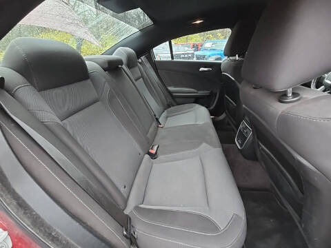 2017 Dodge Charger SXT