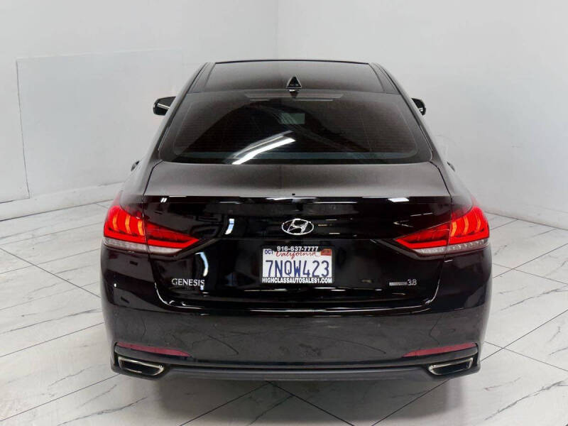 2015 Hyundai Genesis