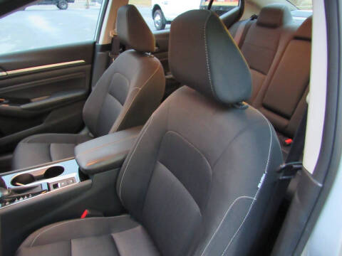 2022 Nissan Altima 2.5 SV