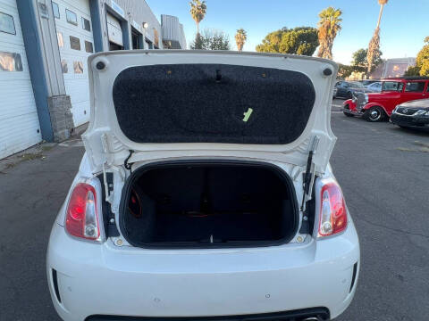 2013 FIAT 500c Abarth