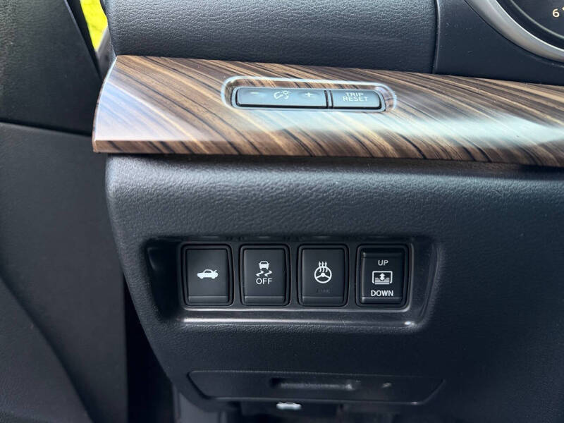 2017 Nissan Maxima Platinum