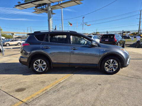 2018 Toyota RAV4 Hybrid LE