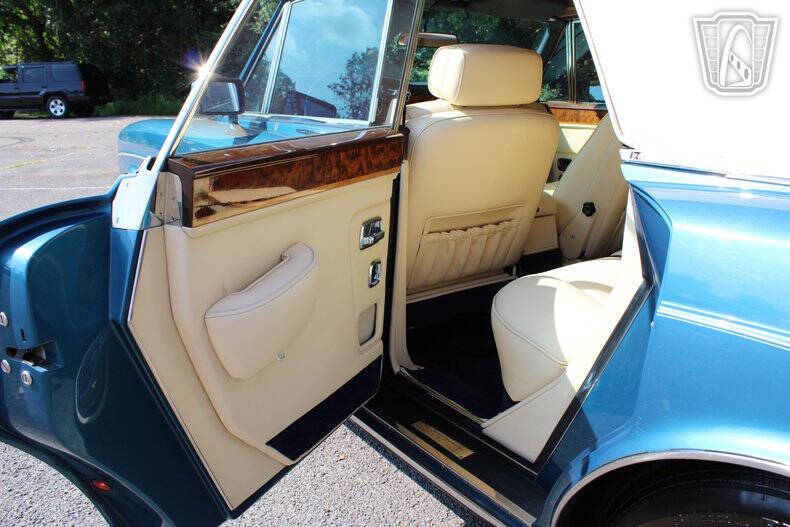1989 Rolls-Royce Corniche