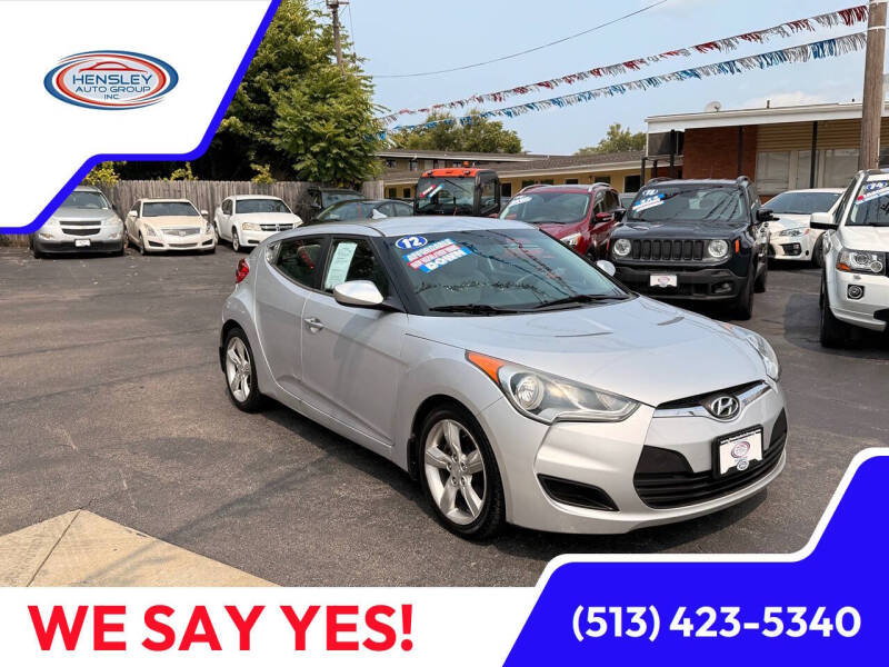 2012 Hyundai Veloster Base's photo