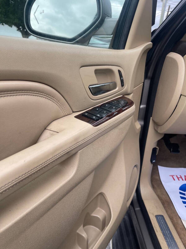 2014 Cadillac Escalade ESV Luxury