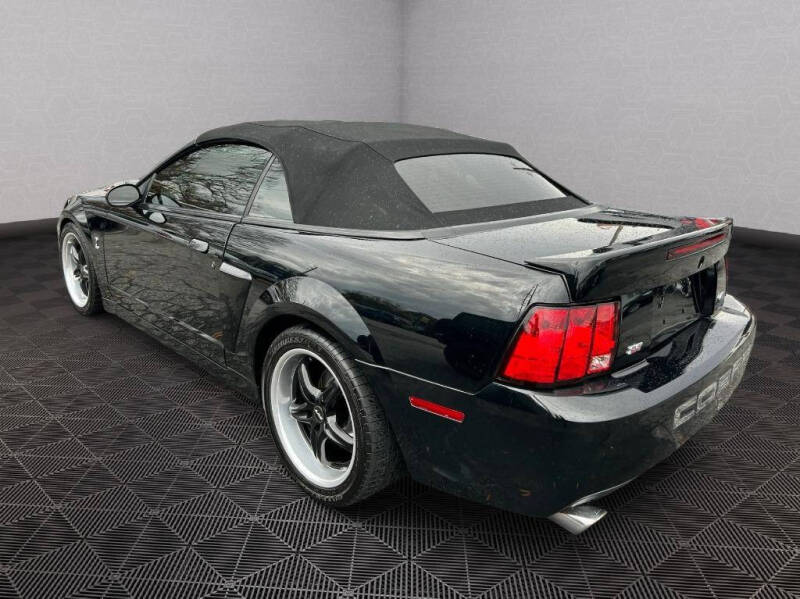 2003 Ford Mustang SVT Cobra