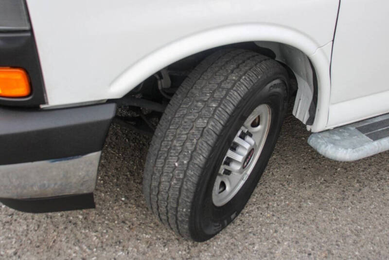 2020 GMC Savana 2500