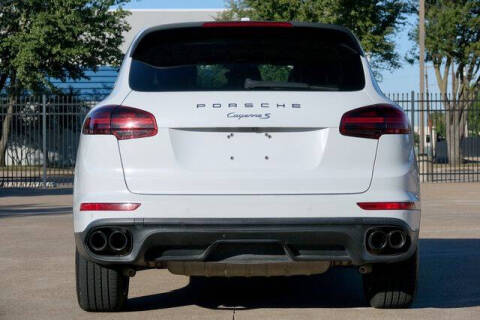 2016 Porsche Cayenne S