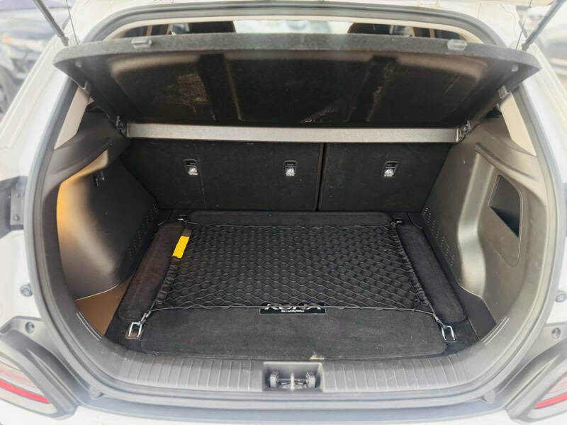 2021 Hyundai Kona SEL